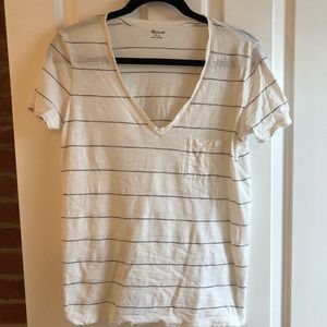 Madewell Small v-neck T-shirt